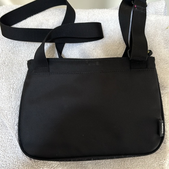 Sherpani small bag - Picture 2 of 3